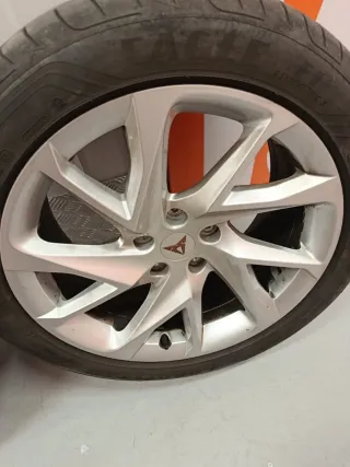 Llantas Cupra 245/45/R18/96W Originales