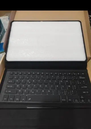 Tastiere per tablet nero da 13 pollici