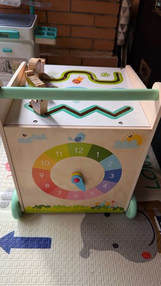 Correpasillos didáctico Nenittos