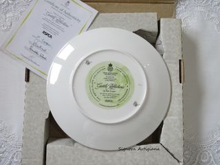 Piatto in porcellana Royal Worcester. Cerbiatto.