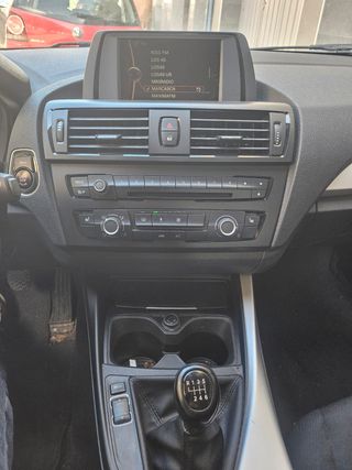 BMW serie 1,  gasolina 102cv