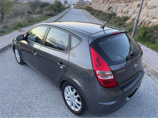 Hyundai i30 2007