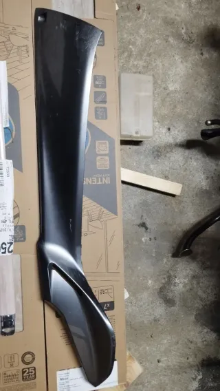 Faldón inferior izquierdo Yamaha Majesty 400