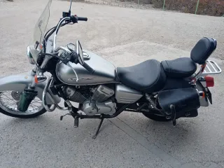 Honda Shadow 125 Plata