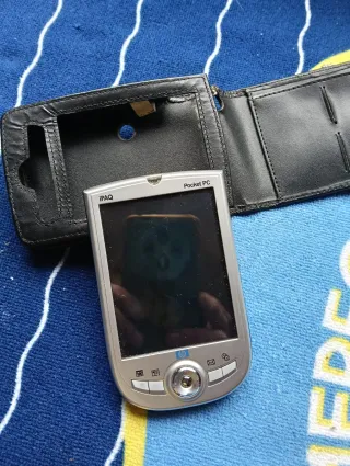 Teléfono móvil LG slider