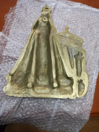 Ntra. Sra. De Chamorro Figura Bronce