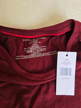 Camiseta Tommy Hilfiger Talla XL.