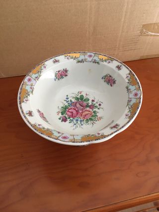 Centro de mesa porcelana flores