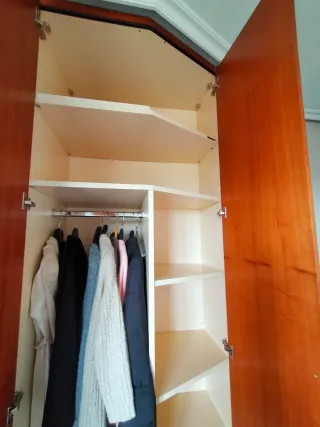 Armario 3 cuerpos madera marrón