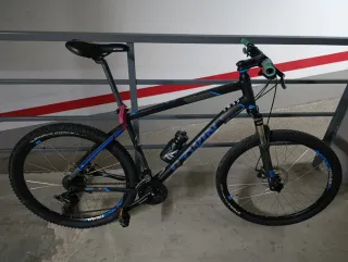 Bicicleta Bwin MTB Negra y Azul