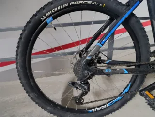 Bicicleta Bwin MTB Negra y Azul