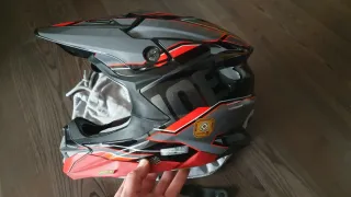 Casco Shoei VFX WR