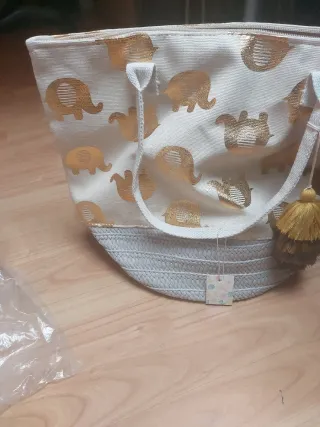 Bolso de playa o diario con elefantes dorados