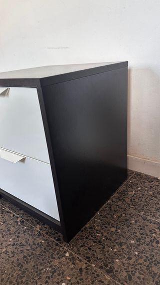 Mesita de noche 2 cajones de alta calidad