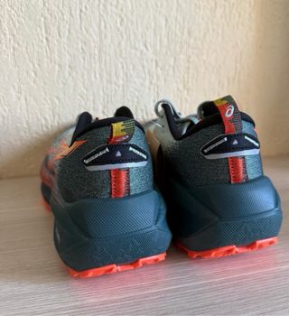 Asics Trabuco Max 4 Gris Naranja