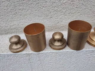 Bote bronce antiguo pesa balanza especias retro