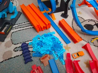 Lote Pistas y Coches Hot Wheels