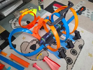 Lote Pistas y Coches Hot Wheels