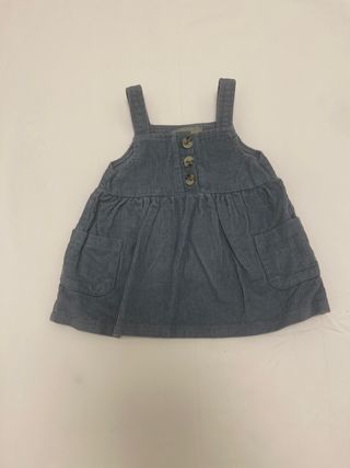 Vestido de bebé de pana