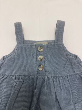 Vestido de bebé de pana