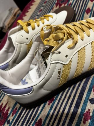 Adidas Samba Blancas y Amarillas