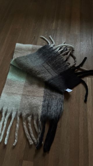 Sciarpa Acne Studios a quadri