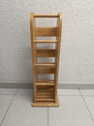 Estantería para CDs de madera para restaurar