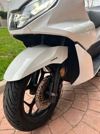 Honda PCX 125 2020 Blanca