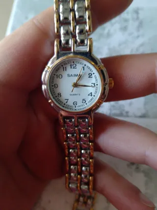 Reloj Saima Unisex Dorado y Plateado