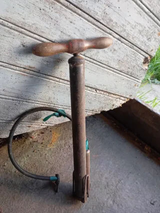 Bomba de aire antigua,para restaurar