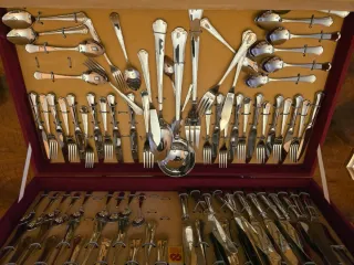 Cubertería Cruz de Malta - Set Completo