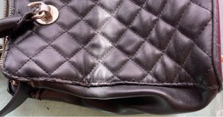 Bolso Guess Piel Negro Acolchado