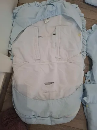 Conjunto completo para silla bebé Artesania Chari