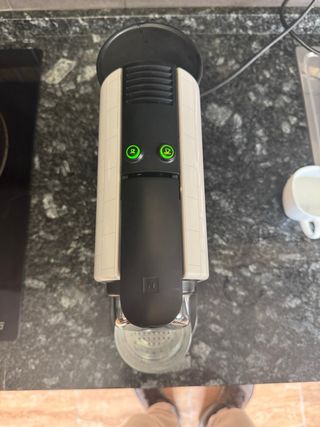 Cafetera Krups Nespresso XN7008 – Compacta, cápsul