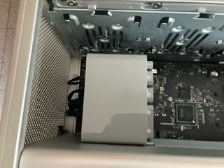 Mac Pro 4.1 -> 5.1 Placa Base + Chasis