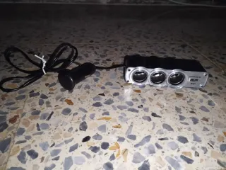 Adaptador Coche 3 Salidas + USB
