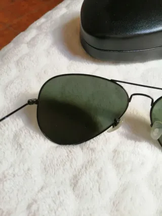 Occhiali da sole Ray-Ban Aviator neri