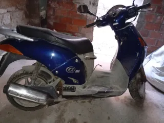 Scooter Azul 150cc
