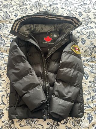 Abrigo Zavetti Negro