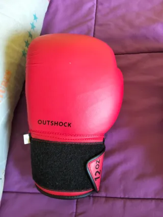 Guantes de boxeo Outshock 12oz rojos