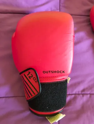 Guantes de boxeo Outshock 12oz rojos