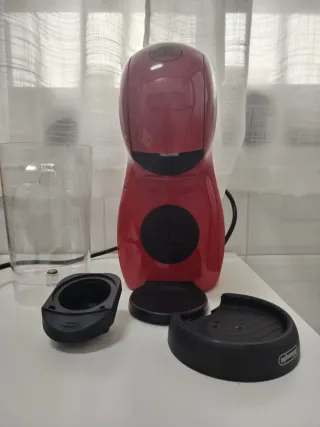 Cafetera Dolce Gusto Roja