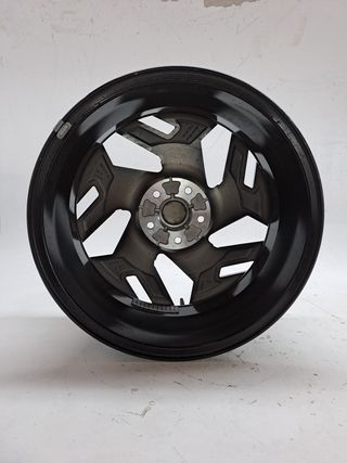 LLANTA HYUNDAI KONA 657569