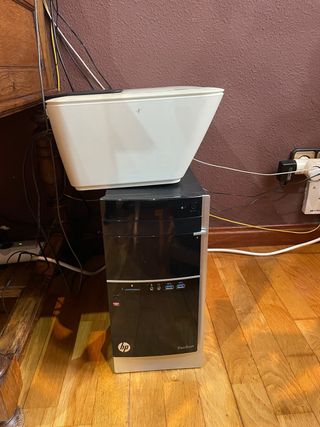 Ordenador HP Pavilion + Impresora Blanca