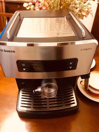Cafetera Espresso Saeco Estrosa