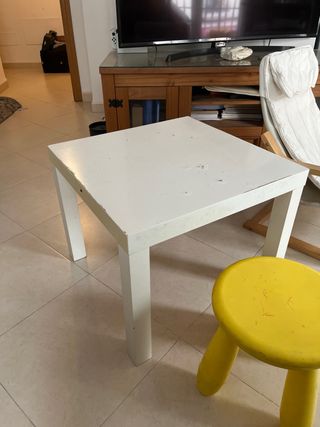 Sillón Conjunto infantil: sillón, mesa y taburete