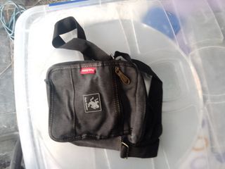 Borsa a tracolla Dockers nera da uomo