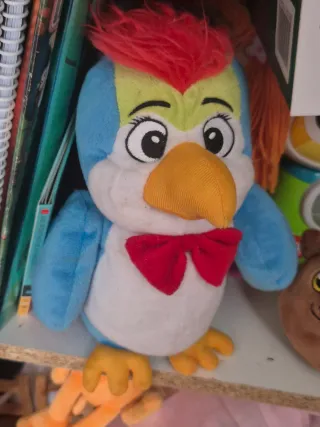 Peluche Pájaro Azul con Pajarita Roja