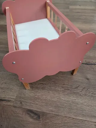 Cuna de juguete para bebé rosa