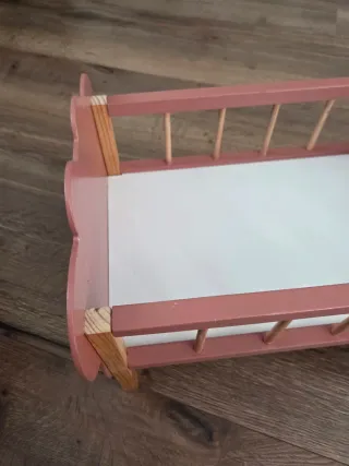 Cuna de juguete para bebé rosa